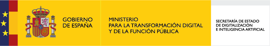 Bandera de España con el escudo nacional y el texto "Ministerio para la Transición Ecológica y el Reto Demográfico", representando la identidad institucional del gobierno español.